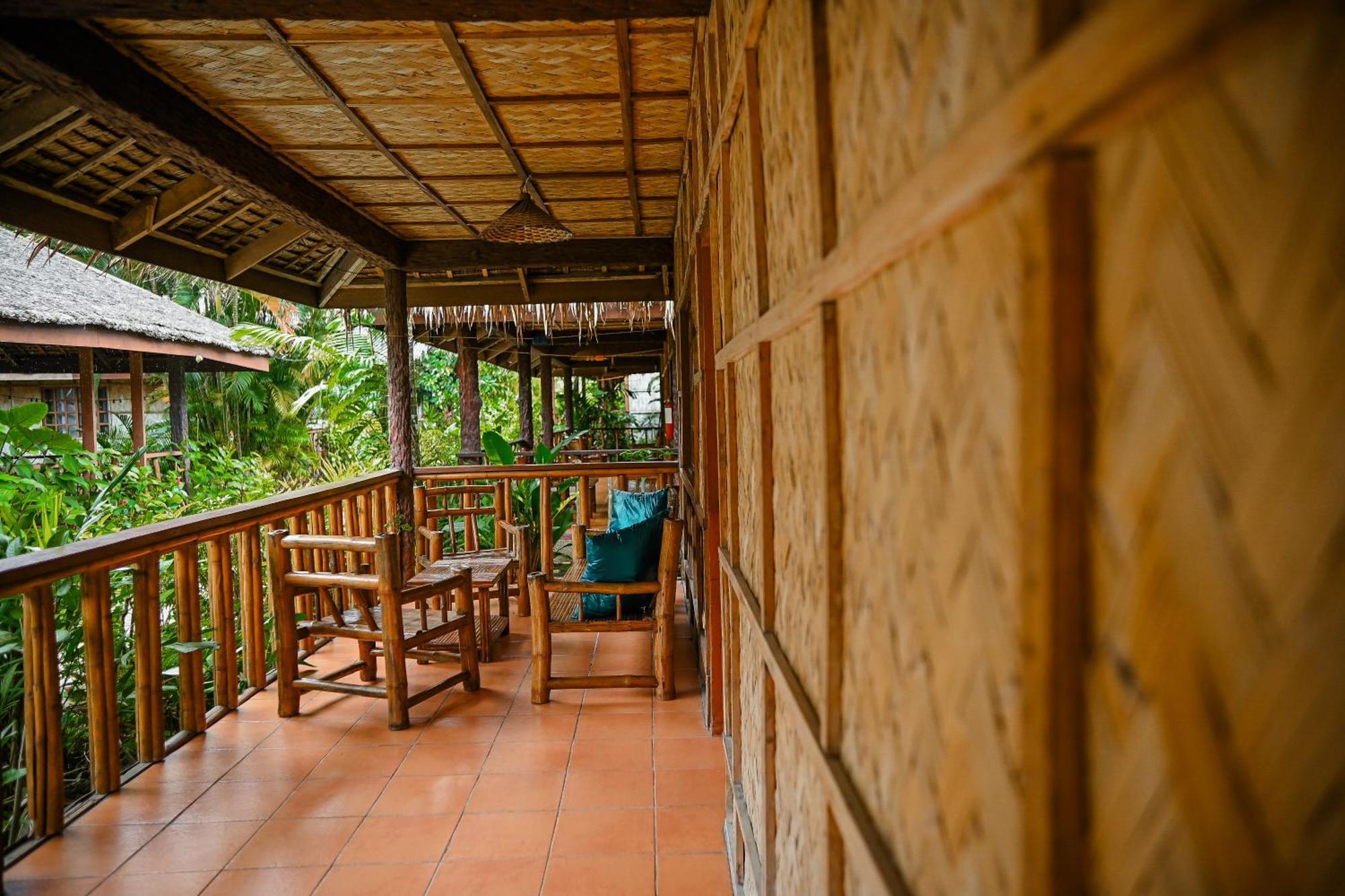 Garden Of Eden Dive Resort Пуэрто-Галера Экстерьер фото