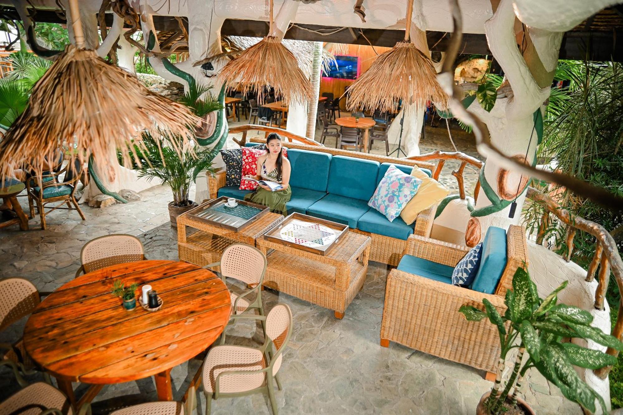 Garden Of Eden Dive Resort Пуэрто-Галера Экстерьер фото