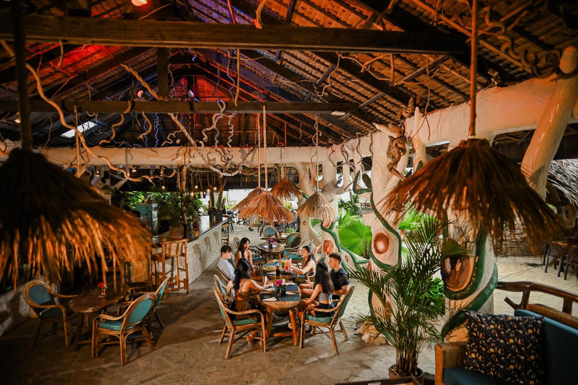 Garden Of Eden Dive Resort Пуэрто-Галера Экстерьер фото