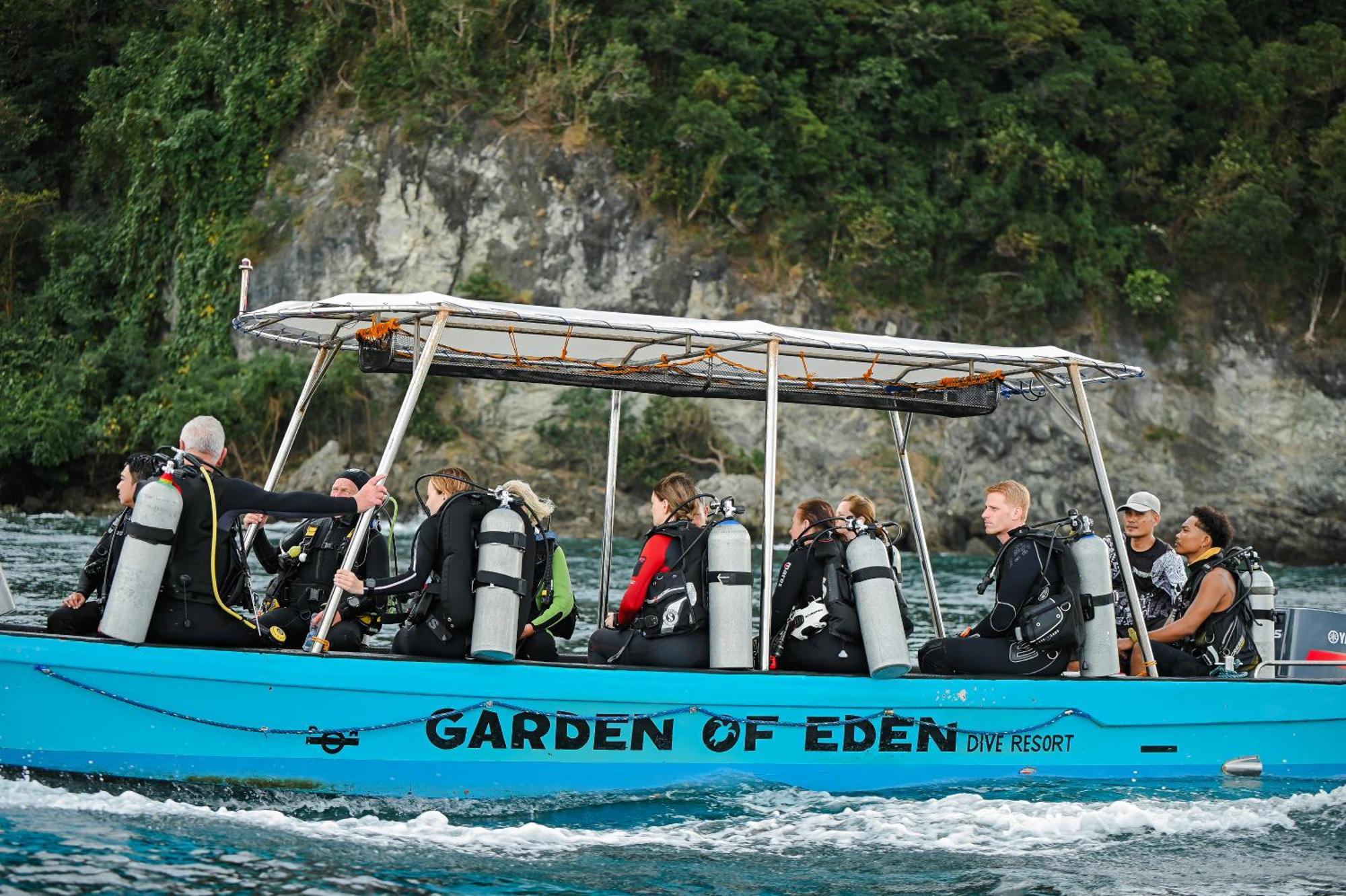 Garden Of Eden Dive Resort Пуэрто-Галера Экстерьер фото